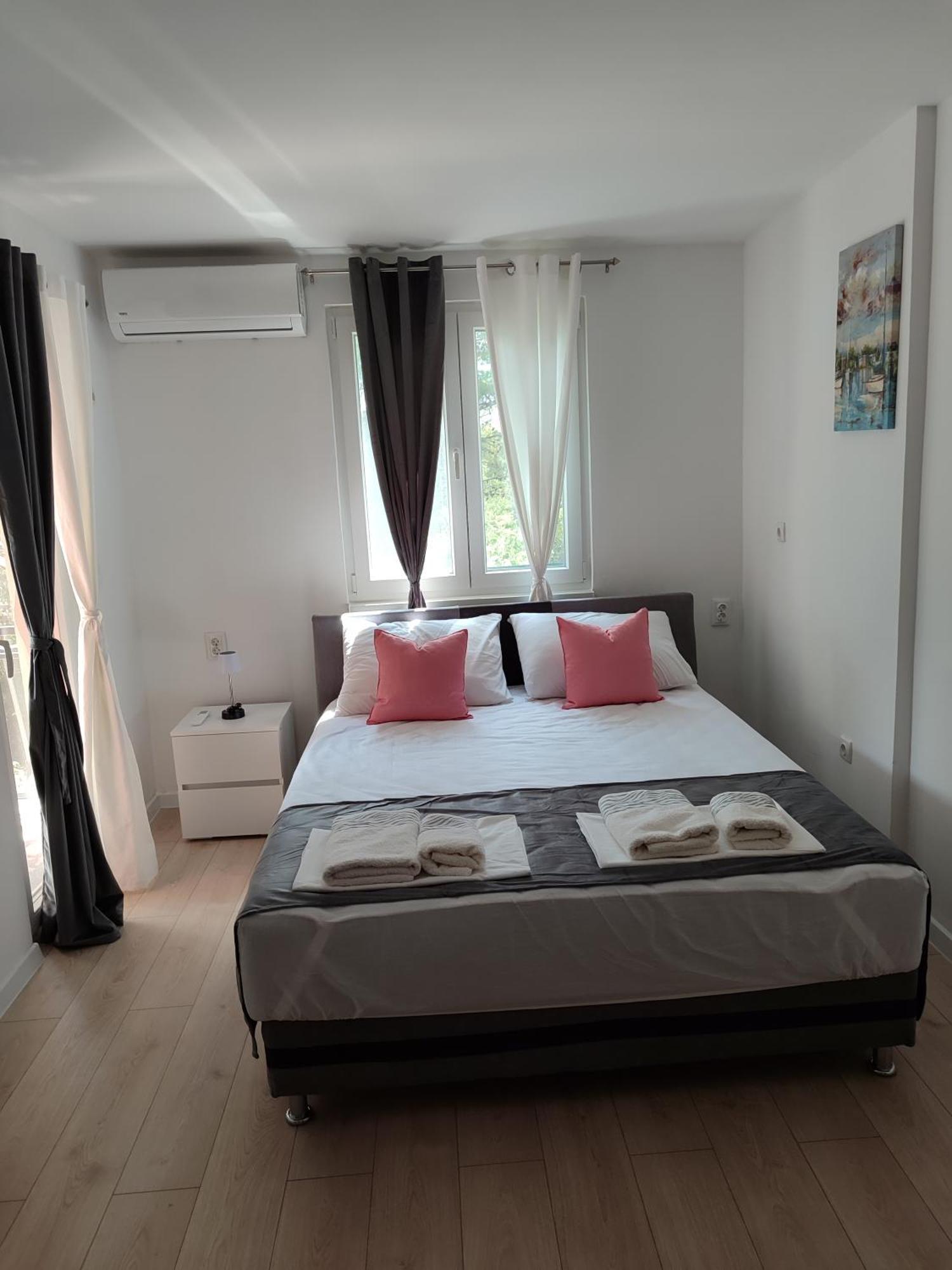 Apartment Glibic *