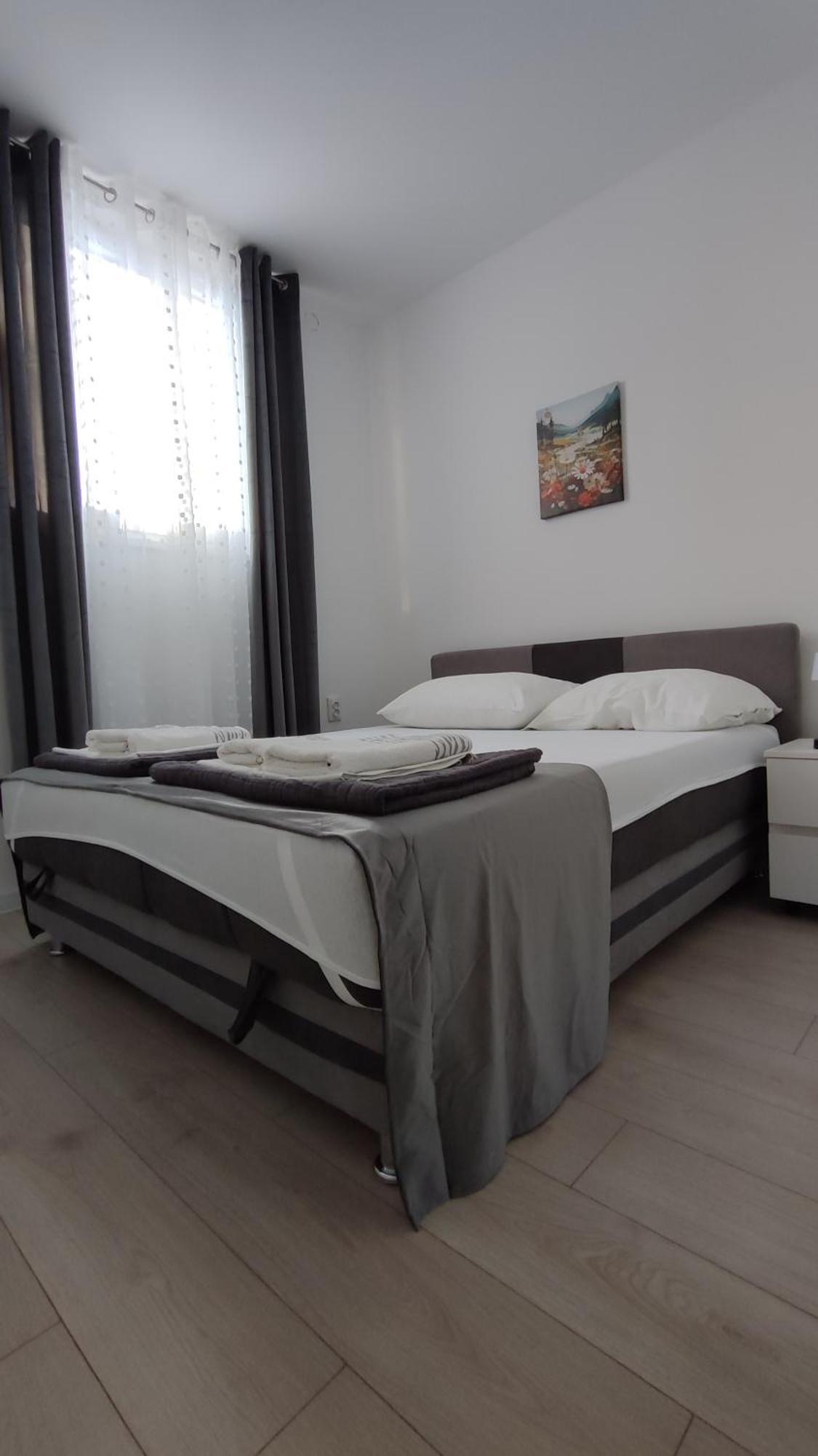 Apartment Glibic *