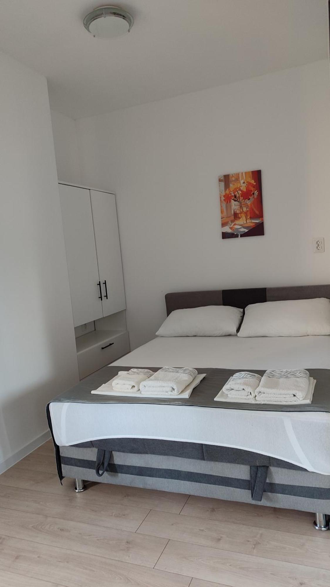 Glibic Apartment *