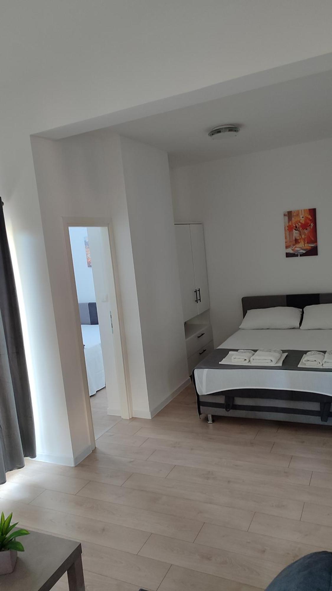 Apartment Glibic *